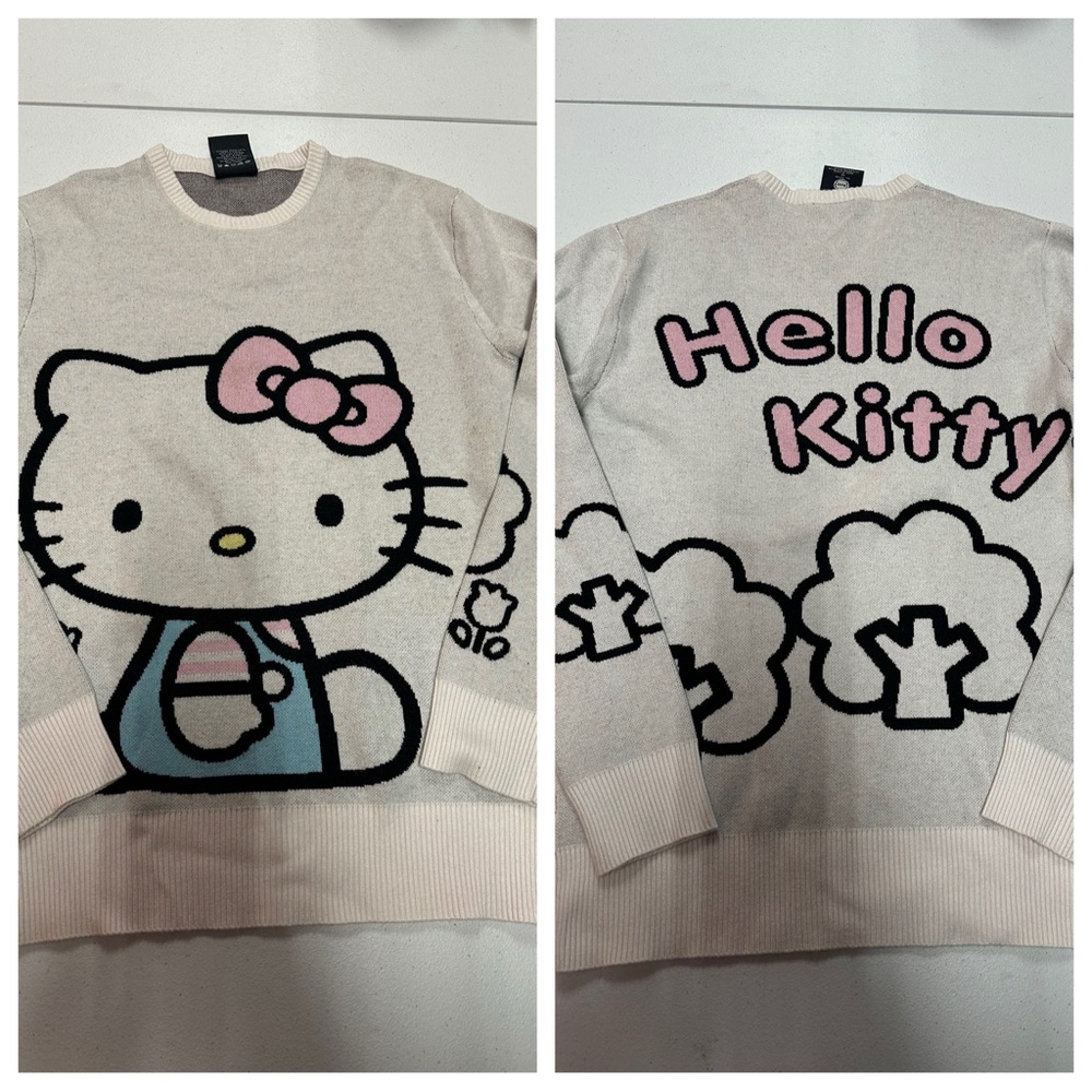 Hello Kitty by SanRio
Size XS
B326